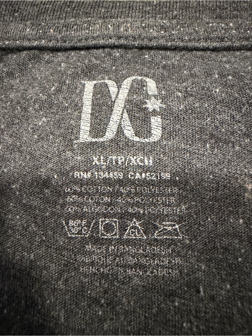 DC Grey V-Neck Tee with Leopard Logo - Picture 2 of 2